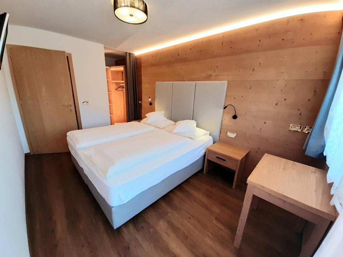 Apartments Lasteis La Villa  Ngoại thất bức ảnh