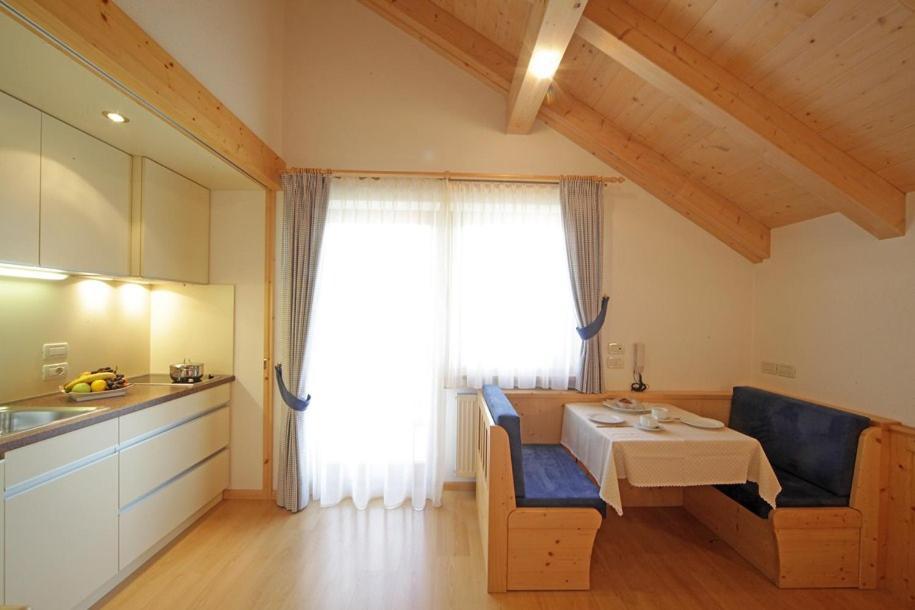 Apartments Lasteis La Villa  Ngoại thất bức ảnh